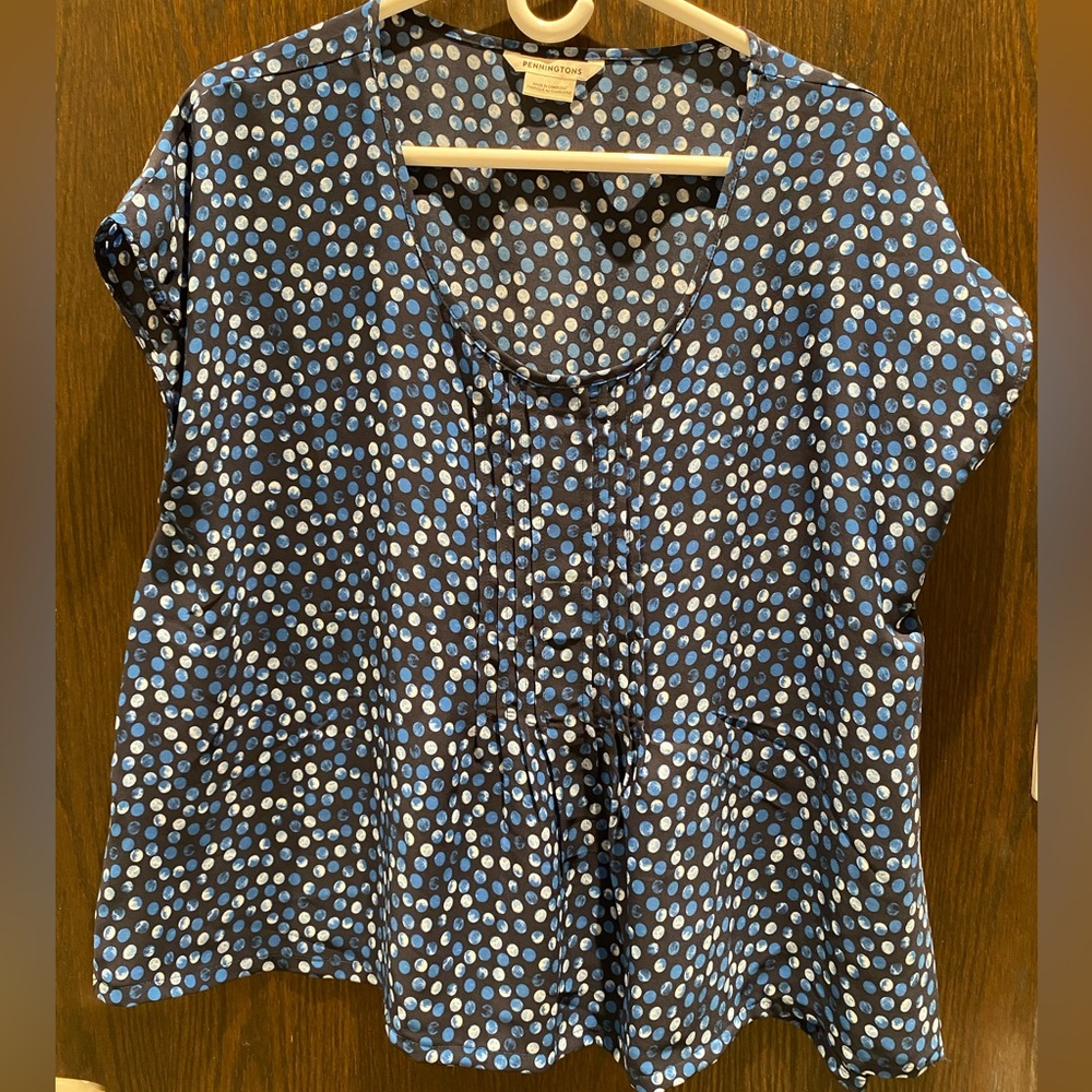 Penningtons flowy cap sleeve top 2X